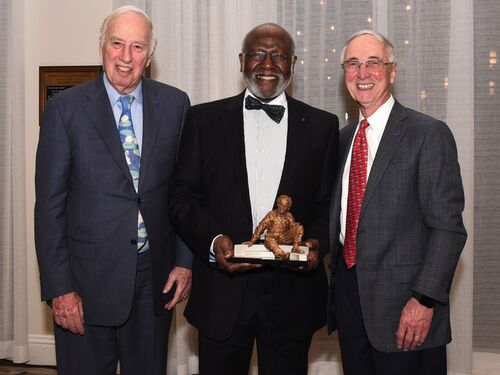 Wesley L. Harris Photo. Donor Story Image