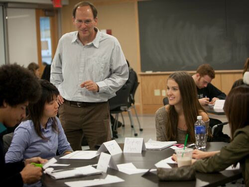 Steven Strogatz, professor of mathematics, teaches an 2014 engaged learning course.