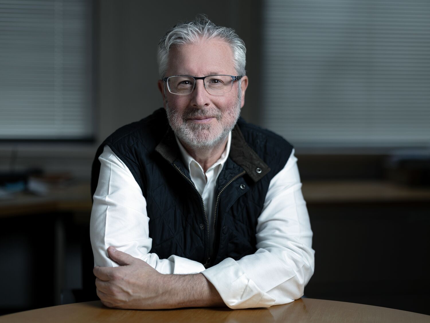 Headshot/Portrait of Neil H. Shubin.