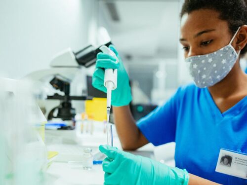 Woman working in a lab