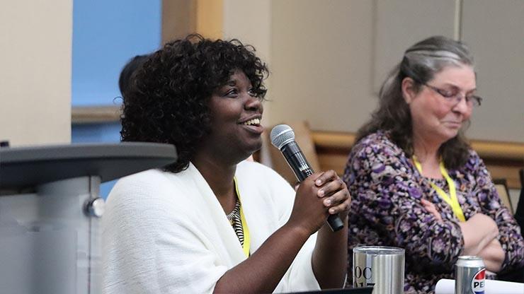 Science + Art Workshop panelists Jasmin Graham (left) and Maida Owens (right) discuss the power of narrative in building community and engaging audiences.